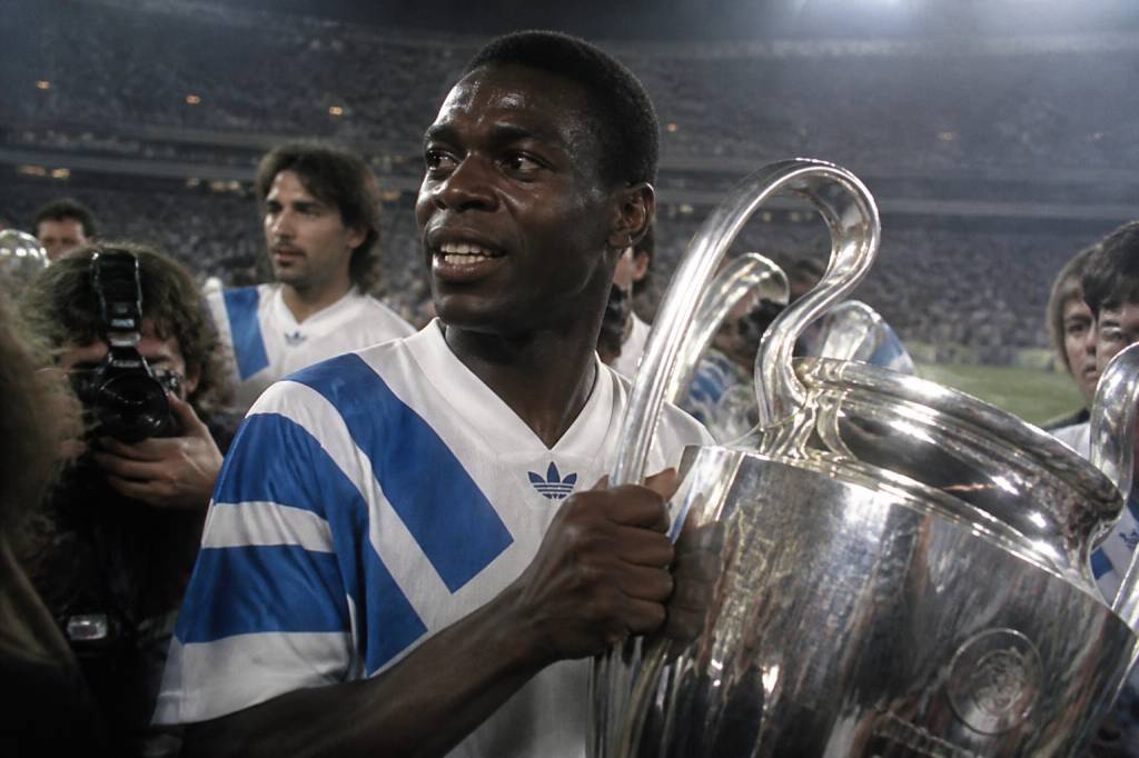 Basile Boli à l&rsquo;OM : le défenseur emblématique de la victoire européenne